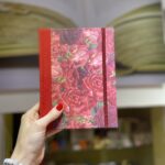 Libreta lomo tela y papel de rosas